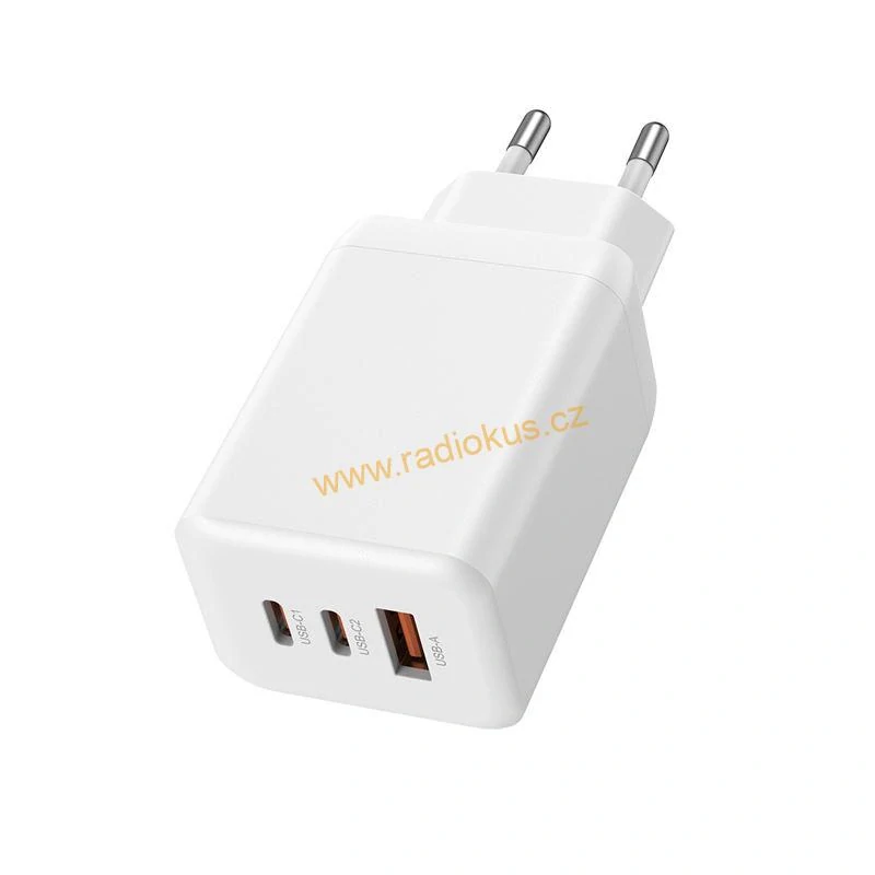 Univerzální napájecí adaptér fast charge USB-A + 2x USB-C , 65W GaN