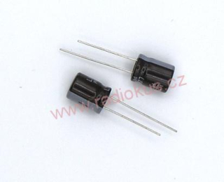4,7uF/400V elektrolytický radiální kondenzátor 105°C