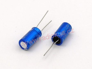 680uF/25V elektrolytický radiální kondenzátor 105°C