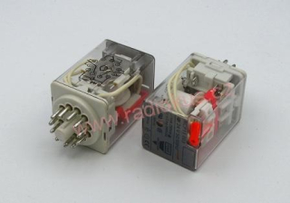 Relé 24V AC průmyslové , 3 x přepínací kontakt , 10A / 250V