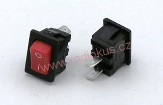 Kolébkový spínač 10A / 250V , červený , 15 x 21 mm , aretovaný