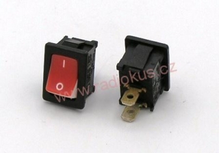 Kolébkový spínač 10A / 250V , červeno/bílý , 15 x 21 mm , aretovaný