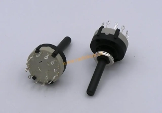 Otočný přepínač 1x12 poloh , 0,3A/125V AC, 1A/30V DC