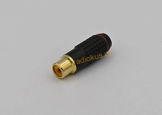 CINCH zásuvka kabelová , kovová , červený proužek