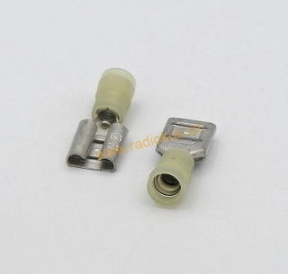 Faston 9,5mm zásuvka poloizolovaná , žlutá